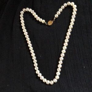 16” PEARL NECKLACE